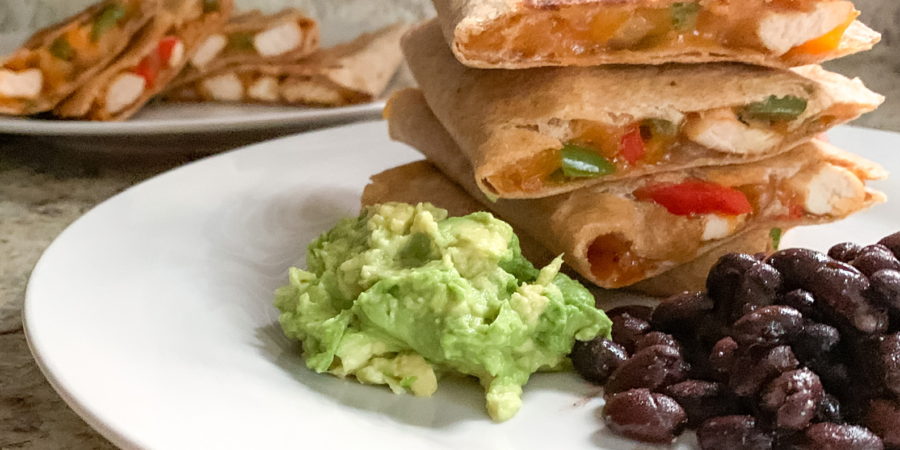 chicken fajita quesadillas, easy dinner recipes, family dinner ideas