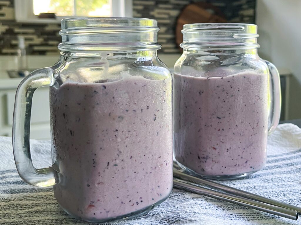 peanut butter and jelly smoothie